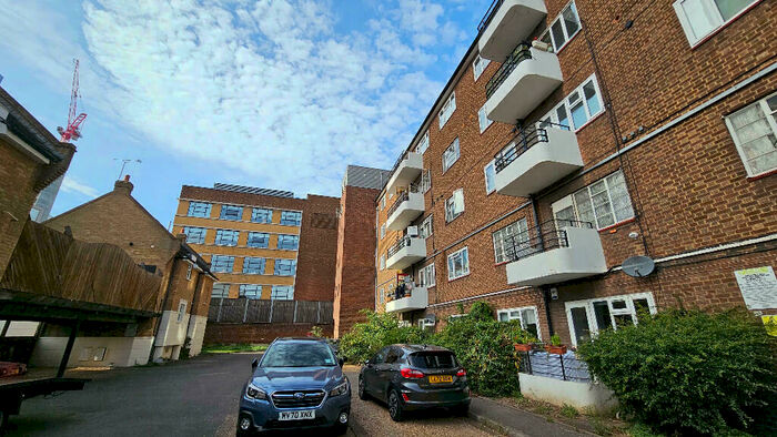 1 Bedroom Apartment To Rent In Bevenden Street, London, N1