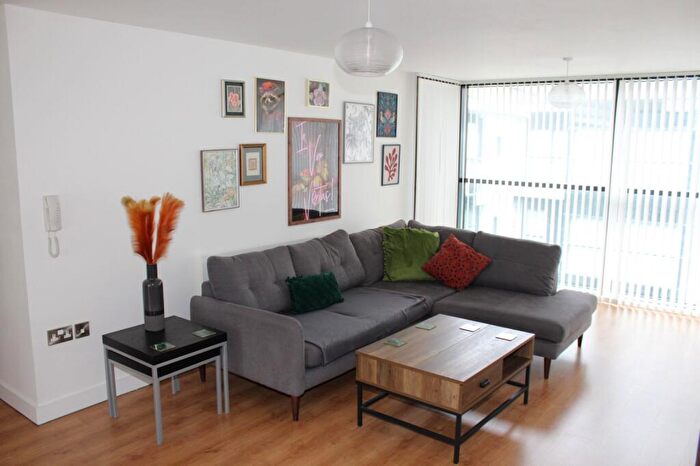 2 Bedroom Apartment To Rent In Pall Mall, Liverpool, Merseyside, L3