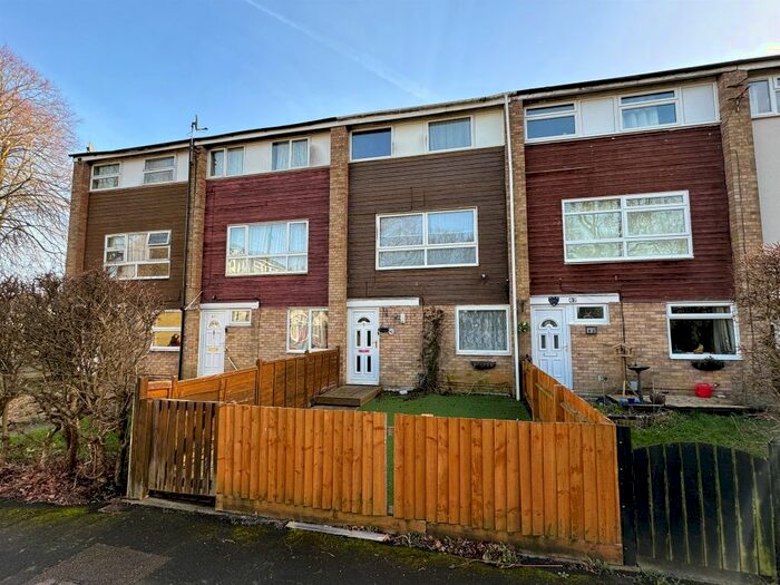 4 Bedroom Property To Rent In Durham Road, Stevenage, SG1