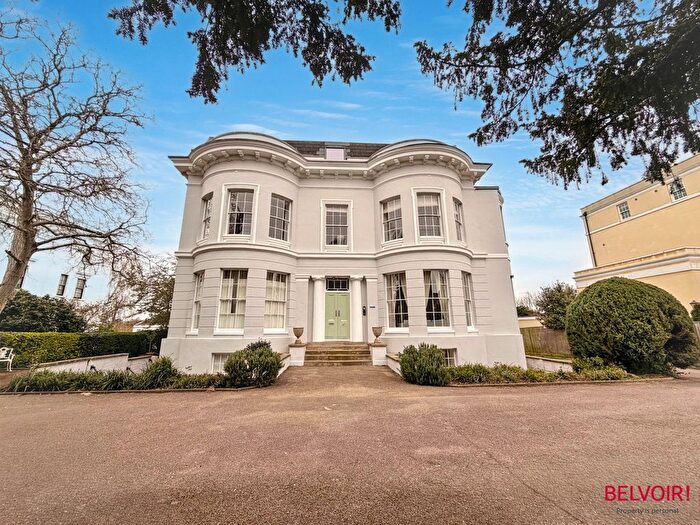 2 Bedroom Flat For Sale In The Park, Cheltenham, GL50