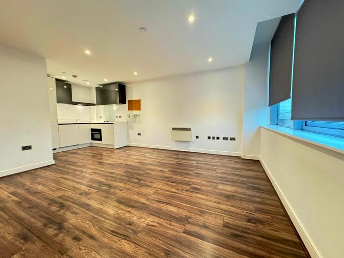 1 Bedroom Flat To Rent In Churchill Place, Town Centre, Basingstoke, RG21