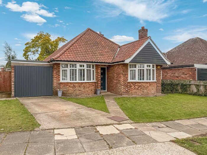 3 Bedroom Detached Bungalow For Sale In Bromeswell Road, Ipswich, IP4