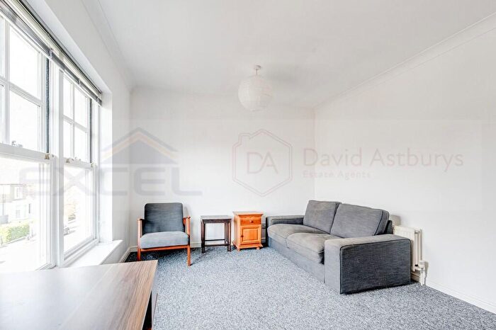 2 Bedroom Apartment To Rent In Brooklands Court, Cavendish Road, Kilburn, NW6