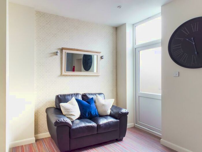 4 Bedroom Terraced House To Rent In Seaford Street, Stoke, ST4