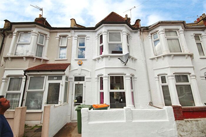 3 Bedroom Terraced House To Rent In Campbell Road, London, E6