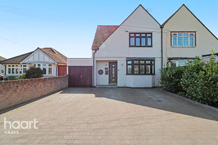 3 Bedroom Terraced House For Sale In Long Lane, Grays, RM16