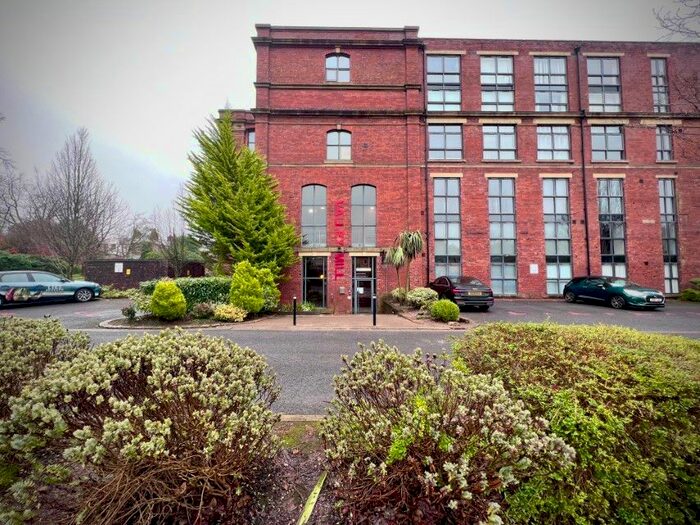 2 Bedroom Flat To Rent In Cottonfields, Bolton, BL7