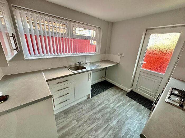 3 Bedroom Terraced House For Sale In Kelso Road, Liverpool, Merseyside, L6