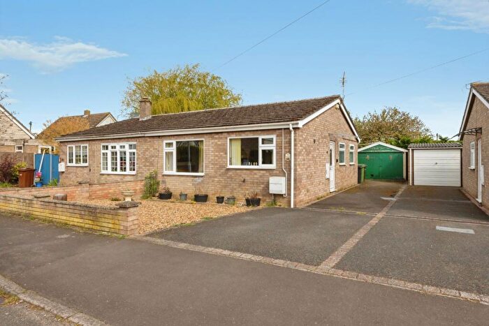 2 Bedroom Bungalow For Sale In Sheffield Road, Wymondham, Norfolk, NR18
