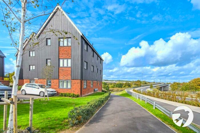 2 Bedroom Flat To Rent In Amsterdam Way, Northfleet, Gravesend, Kent, DA11