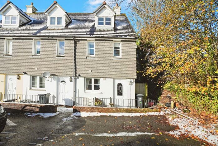 3 Bedroom Town House For Sale In Tryelyn, Bodmin, Cornwall, PL31