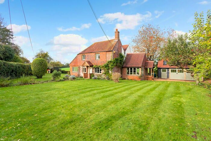 3 Bedroom Cottage To Rent In Hinton Woodlands, Alresford, SO24