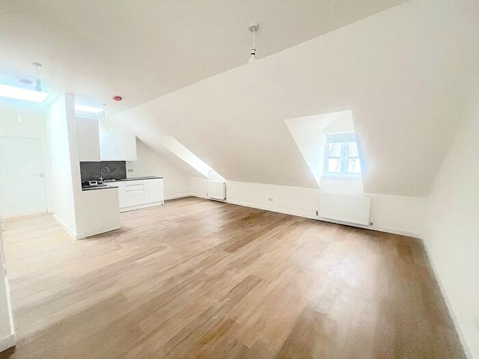 Studio To Rent In Gem Apartments, London`Road, Brighton, BN1