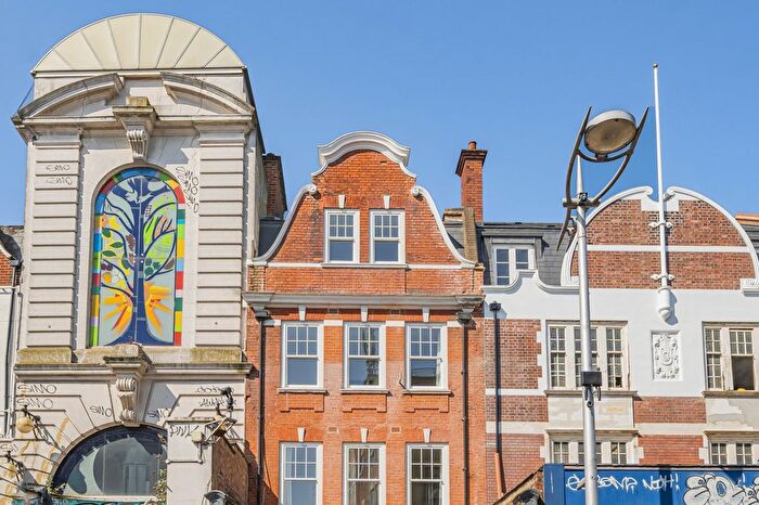 Studio To Rent In Rye Lane, London, SE15