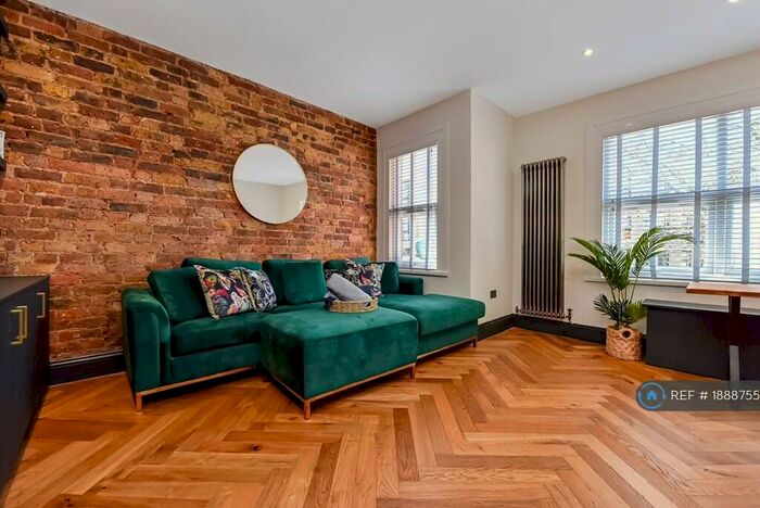 2 Bedroom Flat To Rent In Blackhorse Road, London, E17