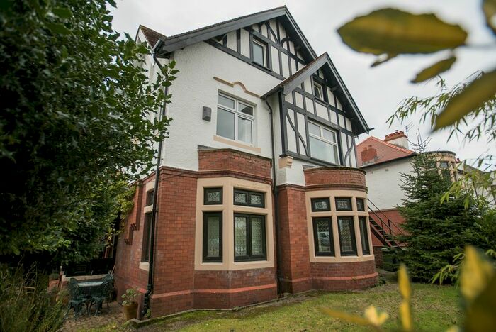 2 Bedroom Flat To Rent In Palace Road, Llandaff, Cardiff, CF5