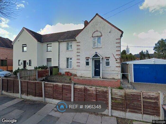 3 Bedroom Semi-Detached House To Rent In Central Avenue, Nottingham, NG9