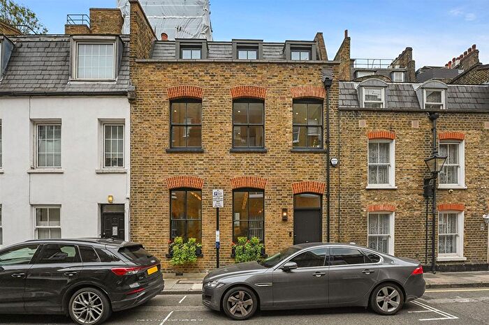 4 Bedroom Terraced House To Rent In Bingham Place, Marylebone, London, W1U