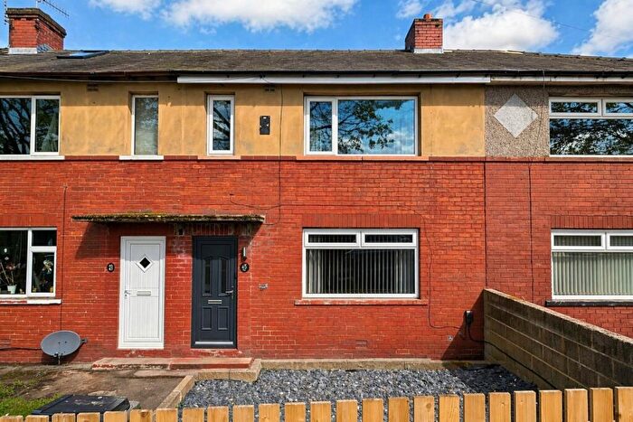 2 Bedroom Terraced House For Sale In Park Lane, Halifax, West Yorkshire, HX3