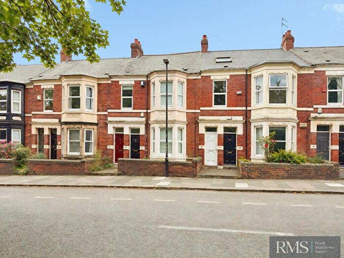 2 Bedroom Flat For Sale In Buston Terrace, Jesmond, Newcastle Upon Tyne, NE2