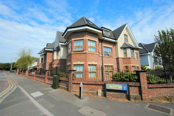 2 Bedroom Flat To Rent In Chailey Place, B Methuen Close, BH8