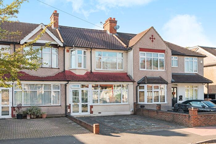 4 Bedroom Terraced House For Sale In Stanhope Grove, Beckenham, BR3