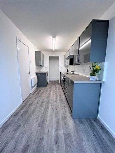 2 Bedroom Flat To Rent In Sandown Court, Avensham Lane, Preston, PR1