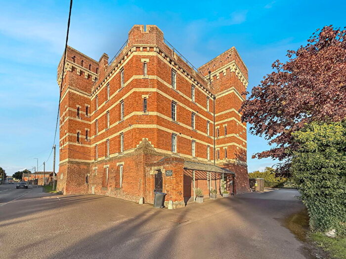 1 Bedroom Flat For Sale In London Road, Devizes, SN10