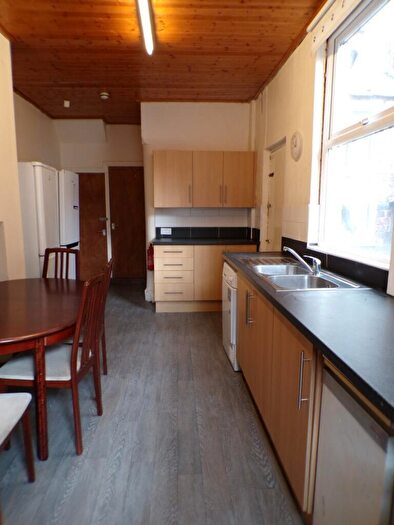 6 Bedroom House To Rent In Furness Road, Manchester, M14