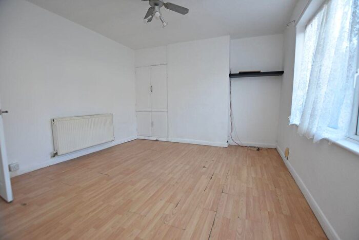 2 Bedroom House To Rent In Olton Avenue, Nottingham, NG9