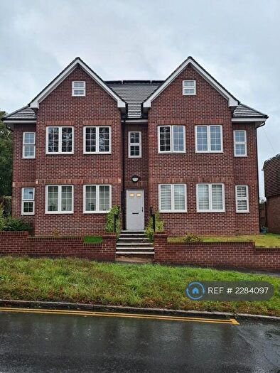 2 Bedroom Flat To Rent In Redstone Apartments, South Croydon, CR2