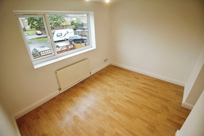 3 Bedroom Terraced House For Sale In Snapebrook Grove, Wilmslow, Cheshire, SK9