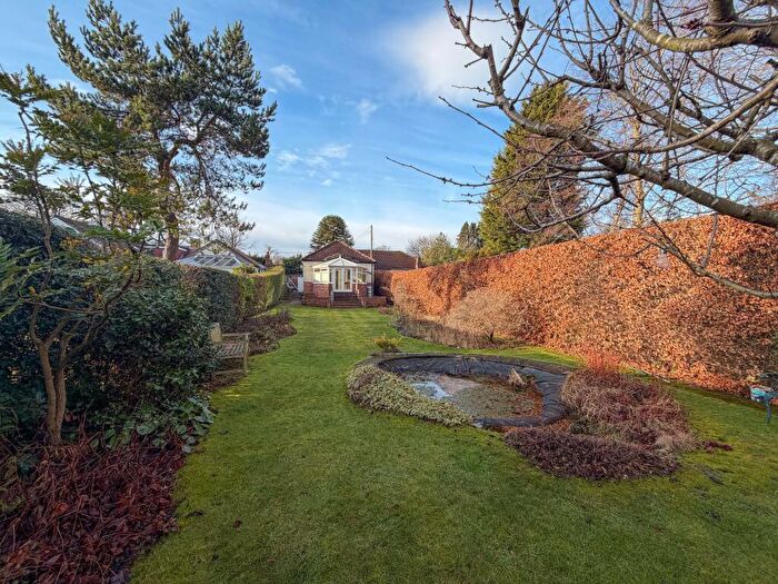 3 Bedroom Bungalow For Sale In Cornmoor Road, Whickham, Newcastle Upon Tyne, NE16