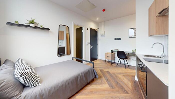 1 Bedroom Apartment To Rent In Apartment (Studio ), Thurloe Street, Park Hall, M14