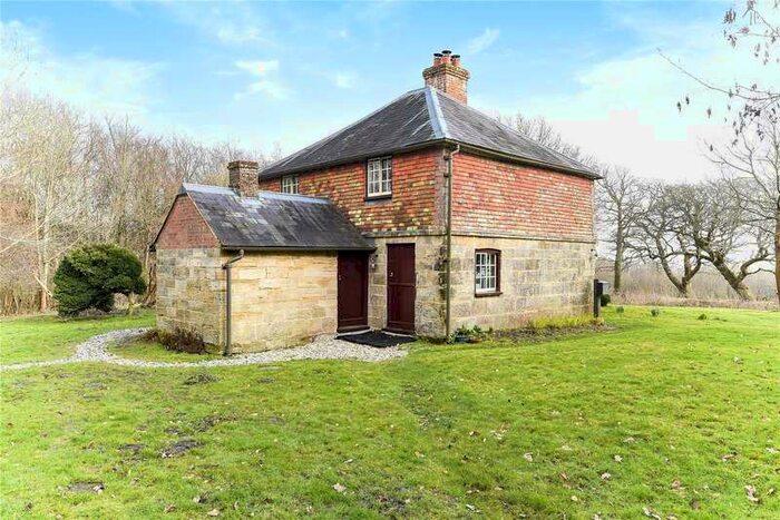 3 Bedroom Detached House To Rent In Witherenden Hill, Mayfield, TN19