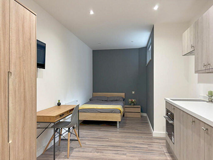 Studio To Rent In Studio, - College Green, BS1