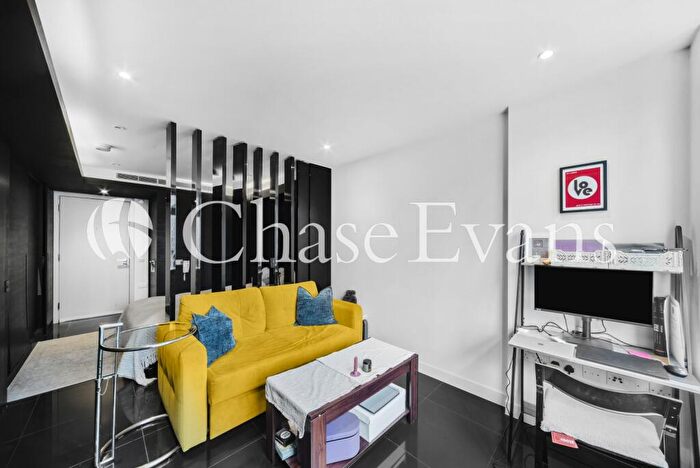 Flat For Sale In East Tower, Pan Peninsula Square, Canary Wharf, London, E14