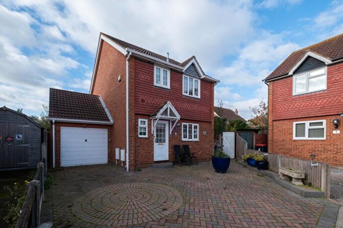 3 Bedroom Detached House For Sale In The Briars, Long Reach Close, Whitstable, Kent, CT5
