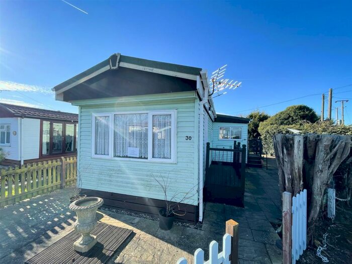 2 Bedroom Park Home For Sale In Frating Caravan Park, Clacton Road, Frating, CO7