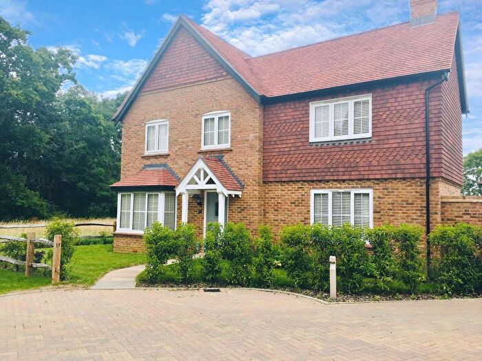 4 Bedroom Detached House For Sale In Pope Gardens, Tenterden, TN30