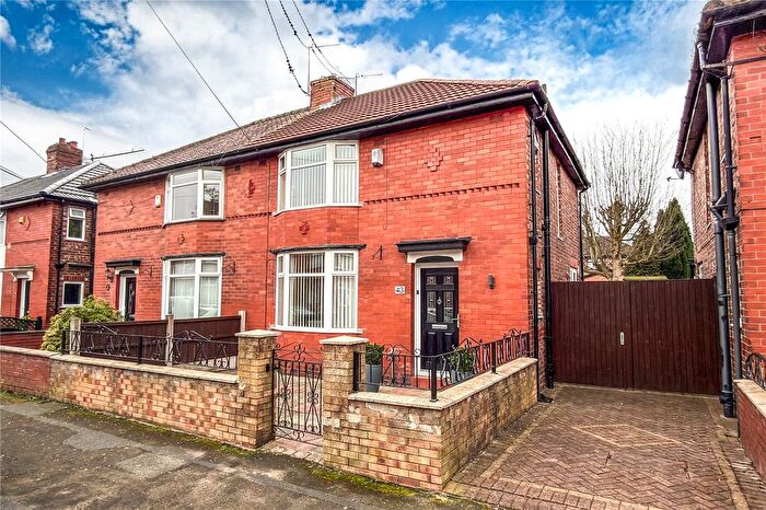 3 Bedroom Semi Detached House For Sale In Blue Bell Avenue, Moston, Manchester, M40