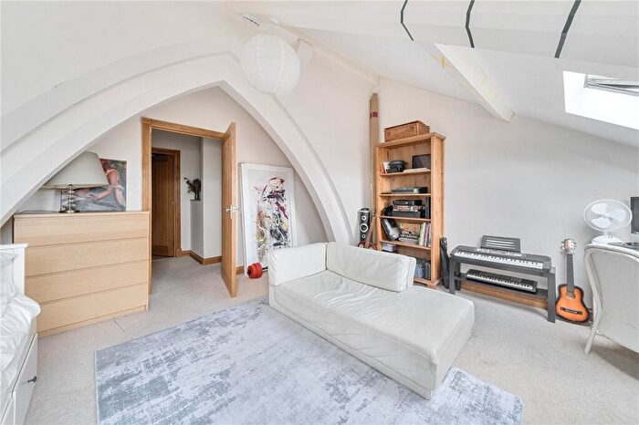 2 Bedroom Apartment For Sale In The Apostles, Church Rise, London, SE23