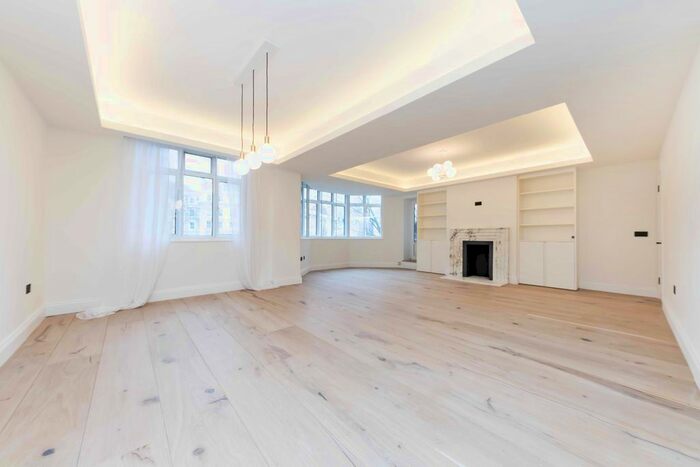 3 Bedroom Flat To Rent In Onslow Crescent, London, SW7