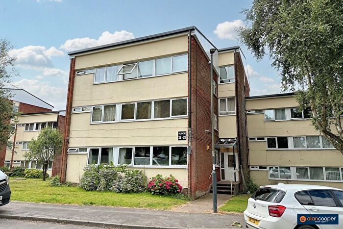 2 Bedroom Apartment For Sale In Drayton Court, The Green, Hartshill, Nuneaton, CV10