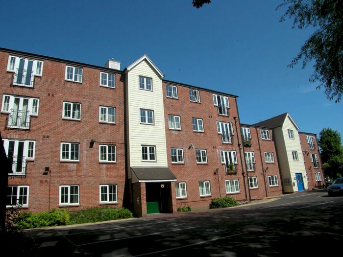 2 Bedroom Flat To Rent In Mill Bridge Close, Retford DN22
