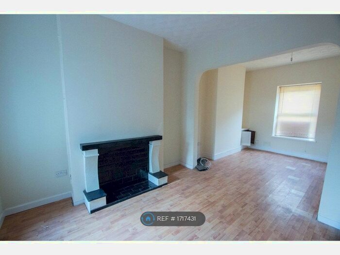 2 Bedroom Terraced House To Rent In Hoskins Street, Newport, NP20