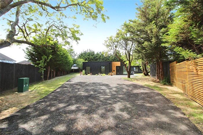 3 Bedroom Bungalow To Rent In Kenley Gardens, Hornchurch, Essex, RM12
