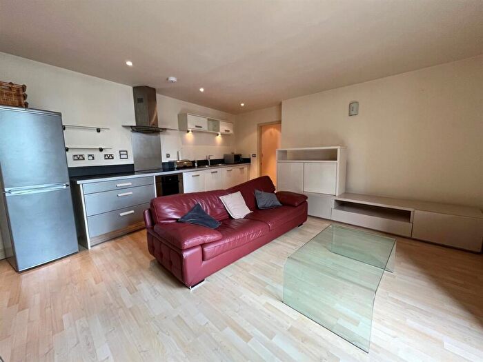 1 Bedroom Flat To Rent In The Bridge, Dearmans Place, Salford, M3