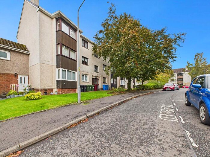 2 Bedroom Flat To Rent In Dunglass Avenue, East Mains, East Kilbride, G74