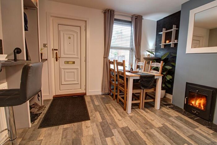 2 Bedroom Semi-Detached House For Sale In Rosehill Road, Ipswich, IP3